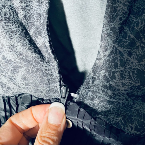 Spirit Halloween Winter Warrier L Halloween Costume - Picture 5 of 10